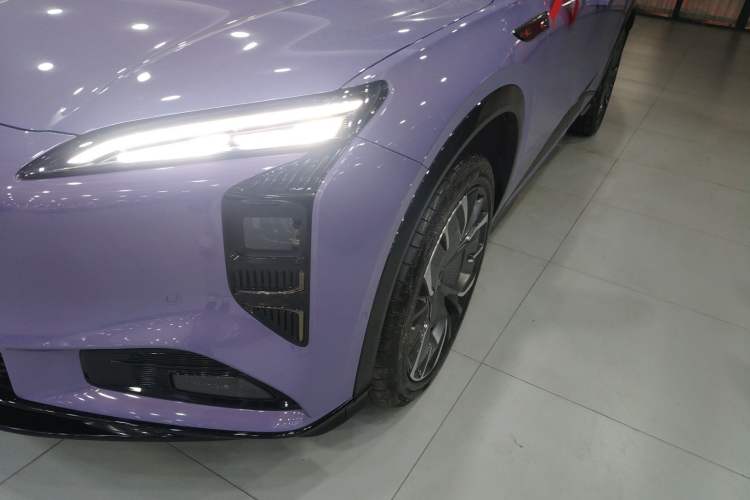 Used Hongqi Tiangong 08 2025 680 Ultra Four-Wheel-Drive Version Left Front Headlight