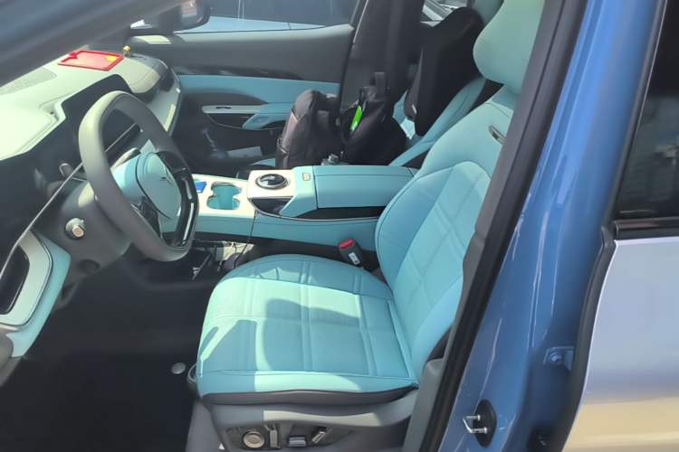 Used Hongqi Tiangong 08 2025 730 Max Rear-Drive Version Left Front Seat