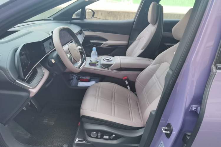 Used Hongqi Tiangong 08 2025 680 Ultra Four-Wheel-Drive Version Left Front Seat