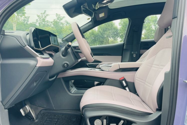 Used Hongqi Tiangong 08 2025 680 Ultra Four-Wheel-Drive Version Left Front Seat