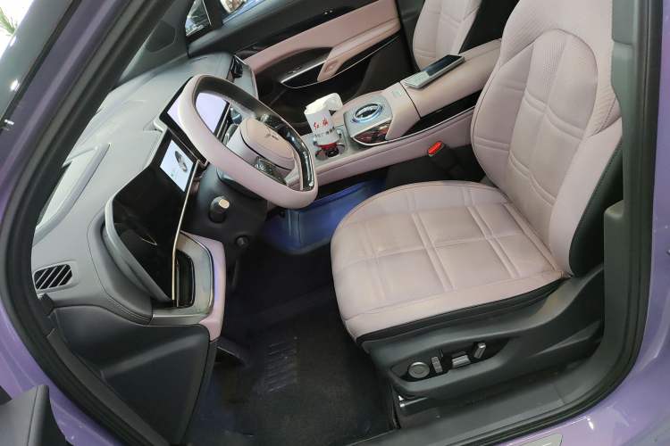 Used Hongqi Tiangong 08 2025 680 Ultra Four-Wheel-Drive Version Left Front Seat