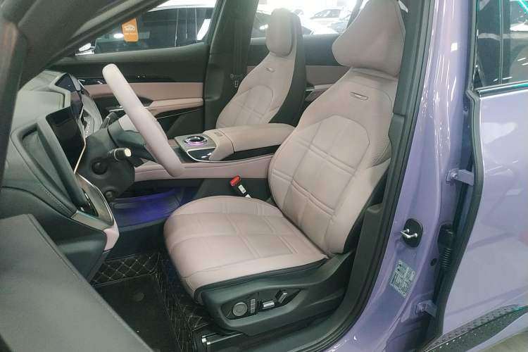 Used Hongqi Tiangong 08 2025 680 Ultra Four-Wheel-Drive Version Left Front Seat