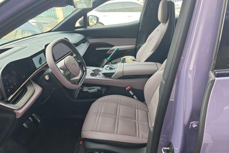 Used Hongqi Tiangong 08 2025 680 Ultra Four-Wheel-Drive Version Left Front Seat