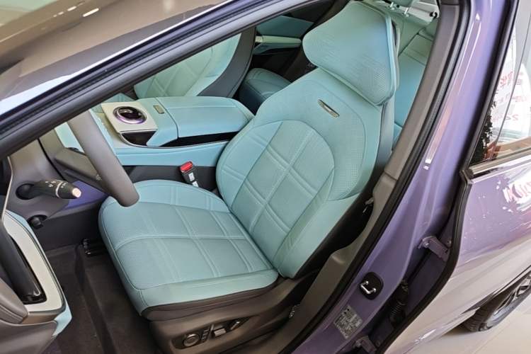 Used Hongqi Tiangong 08 2025 730 Max Rear-Drive Version Left Front Seat