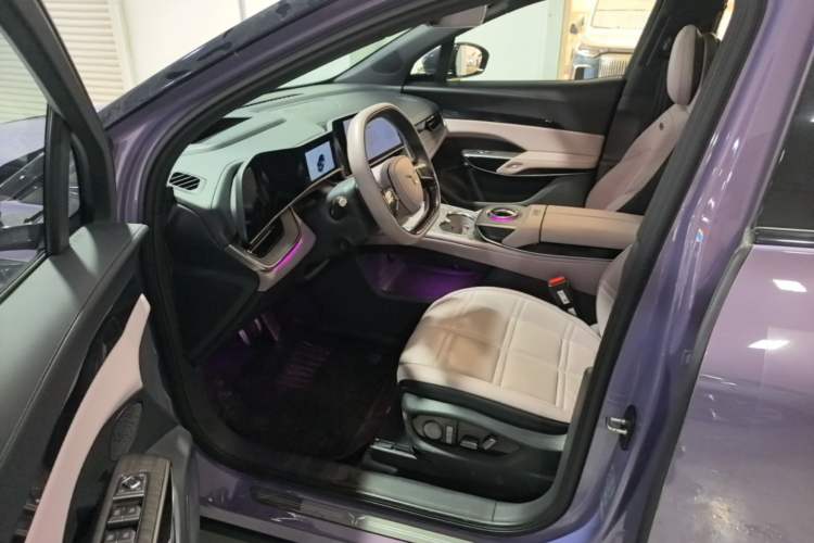 Used Hongqi Tiangong 08 2025 680 Ultra Four-Wheel-Drive Version Left Front Seat