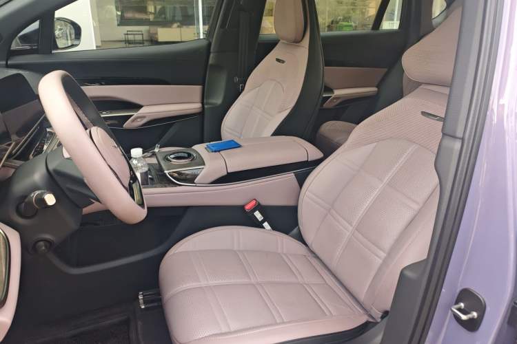Used Hongqi Tiangong 08 2025 680 Ultra Four-Wheel-Drive Version Left Front Seat