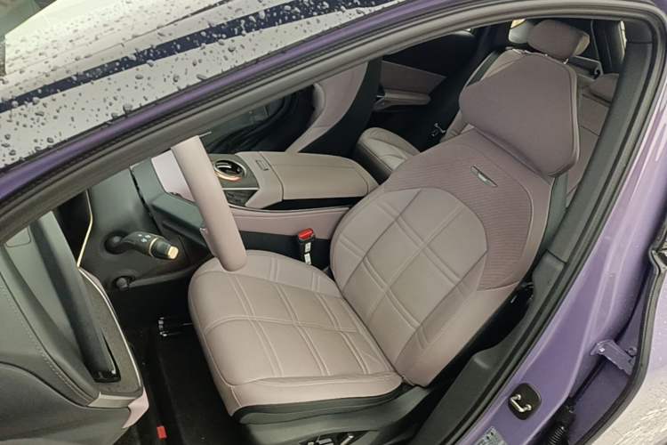 Used Hongqi Tiangong 08 2025 680 Ultra Four-Wheel-Drive Version Left Front Seat