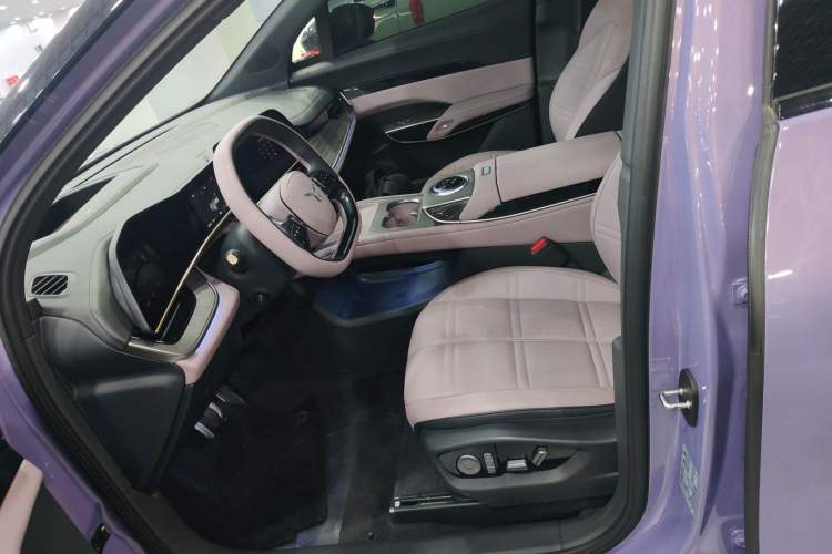 Used Hongqi Tiangong 08 2025 680 Ultra Four-Wheel-Drive Version Left Front Seat