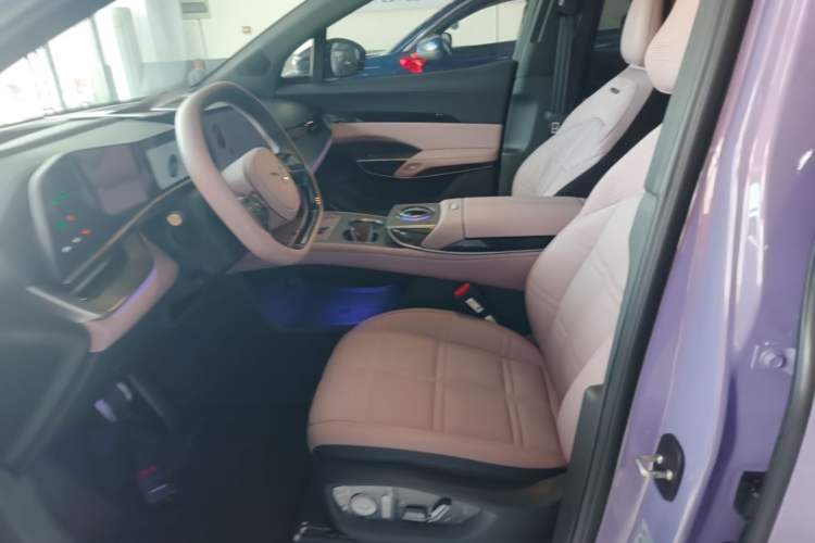 Used Hongqi Tiangong 08 2025 680 Ultra Four-Wheel-Drive Version Left Front Seat