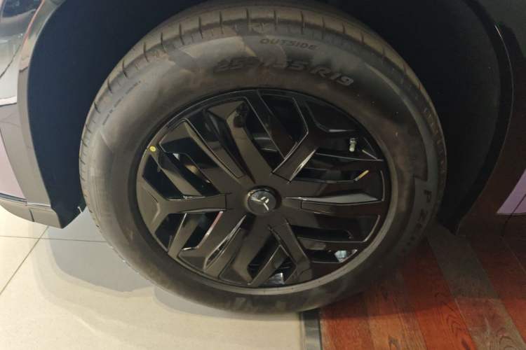 Used Hongqi Tiangong 08 2025 730 Smart Selection Edition Left Front Wheel Hub