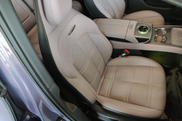 Used Hongqi Tiangong 08 2025 680 Ultra Four-Wheel-Drive Version Right Front Seat