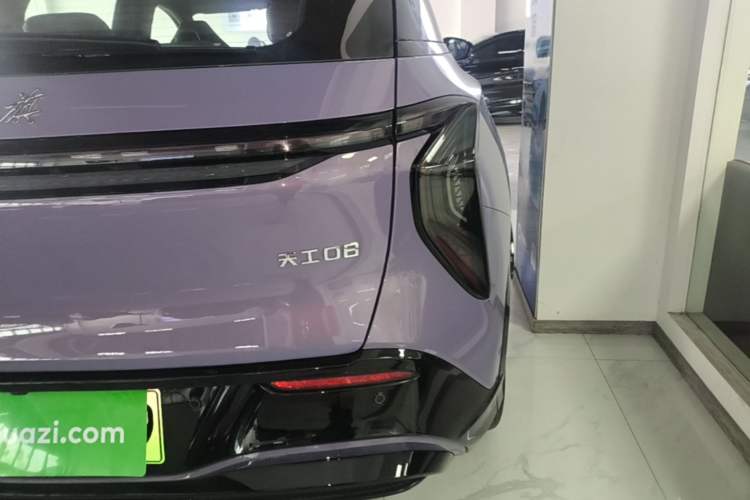 Used Hongqi Tiangong 08 2025 680 Ultra Four-Wheel-Drive Version Right Rear Taillight