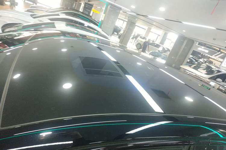 Used Hongqi Tiangong 08 2025 680 Ultra Four-Wheel-Drive Version Roof