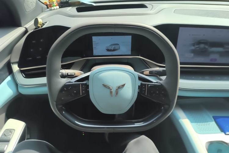 Used Hongqi Tiangong 08 2025 730 Max Rear-Drive Version Steering Wheel