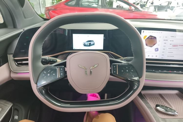 Used Hongqi Tiangong 08 2025 680 Ultra Four-Wheel-Drive Version Steering Wheel