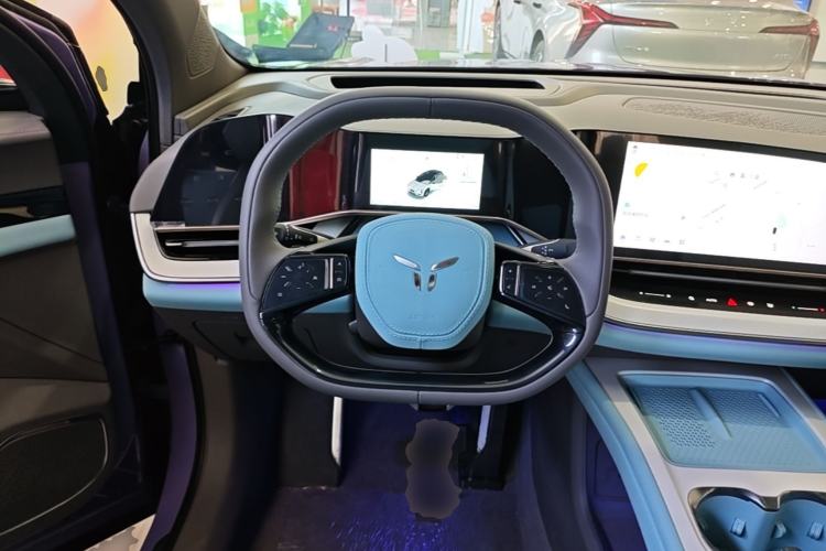 Used Hongqi Tiangong 08 2025 730 Max Rear-Drive Version Steering Wheel