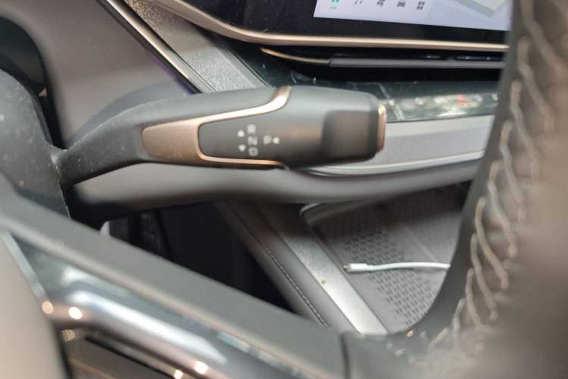 Used Hongqi Tiangong 08 2025 520 Max Rear-Drive Version Gear Lever