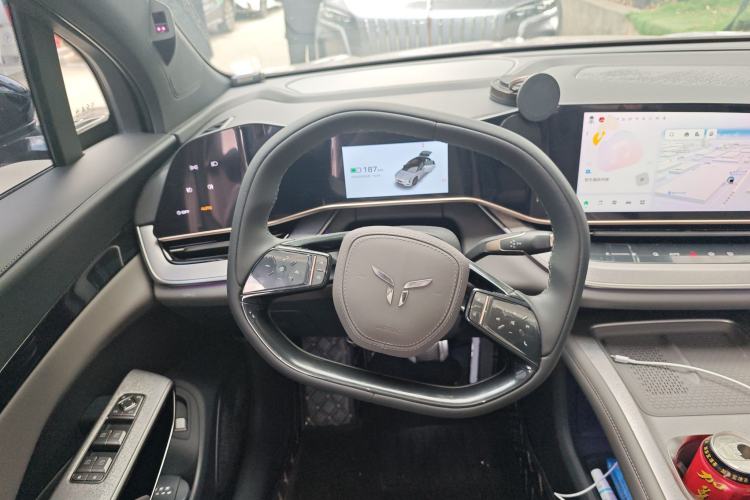 Used Hongqi Tiangong 08 2025 520 Max Rear-Drive Version Steering Wheel