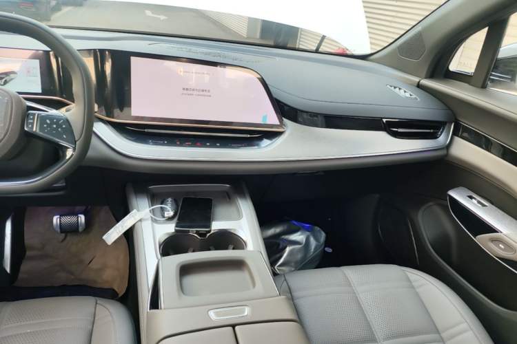 Used Hongqi Tiangong 08 2025 605 Pioneer Edition Audio And AC Panel