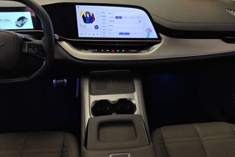 Used Hongqi Tiangong 08 2025 605 Pioneer Edition Audio And AC Panel