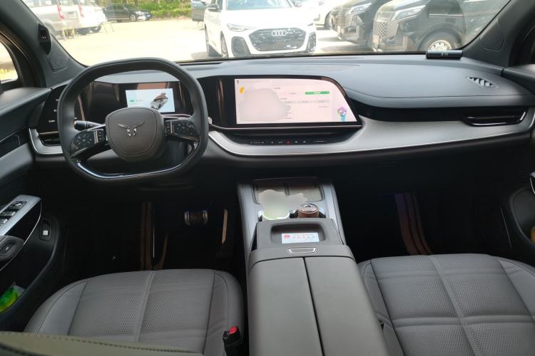 Used Hongqi Tiangong 08 2025 605 Pioneer Edition Center Console