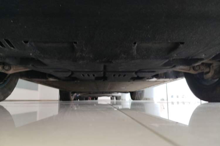 Used Hongqi Tiangong 08 2025 605 Max Rear-Drive Version Chassis Front