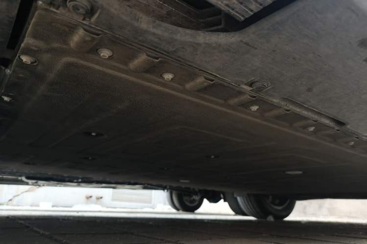 Used Hongqi Tiangong 08 2025 605 Pioneer Edition Chassis Front Left