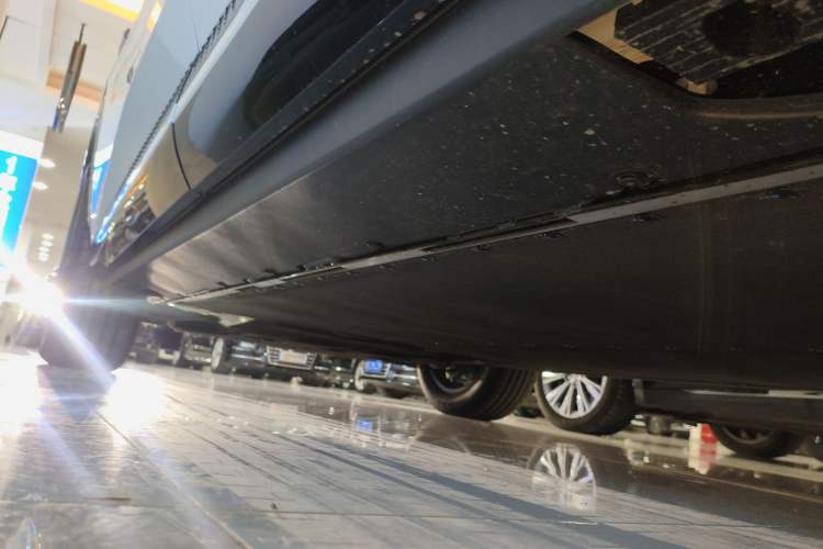 Used Hongqi Tiangong 08 2025 520 Max Rear-Drive Version Chassis Rear Left