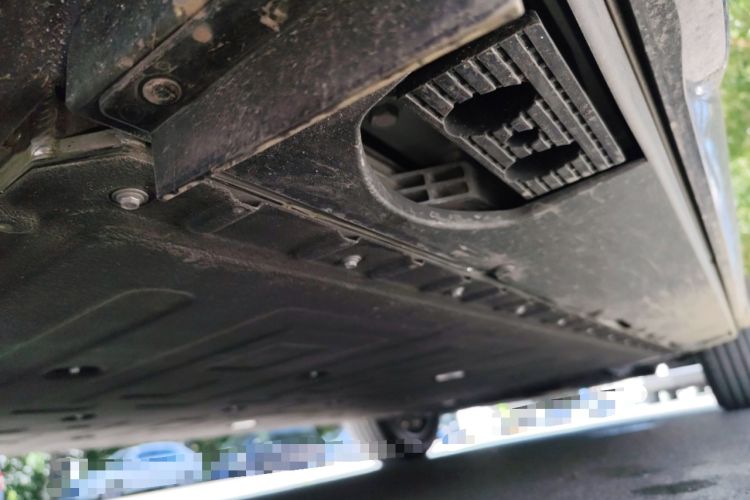 Used Hongqi Tiangong 08 2025 605 Pioneer Edition Chassis Rear Right