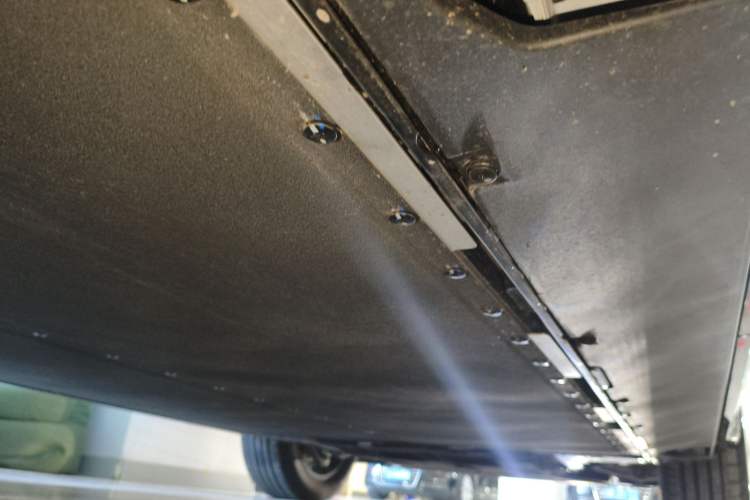 Used Hongqi Tiangong 08 2025 520 Max Rear-Drive Version Chassis Rear Right