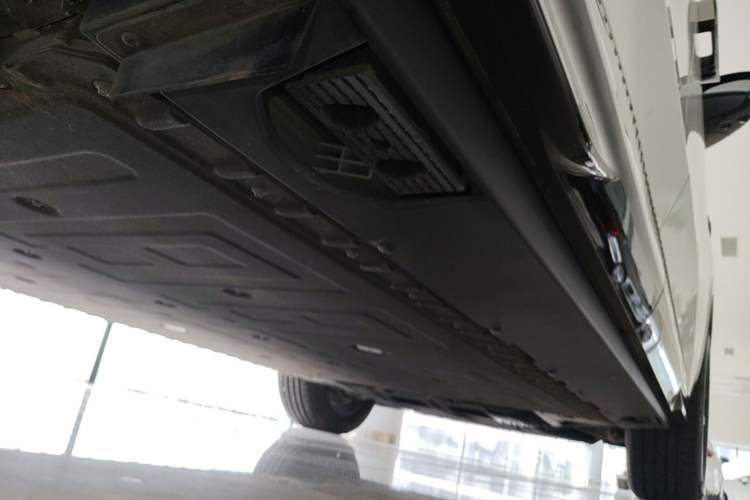 Used Hongqi Tiangong 08 2025 605 Max Rear-Drive Version Chassis Rear Right