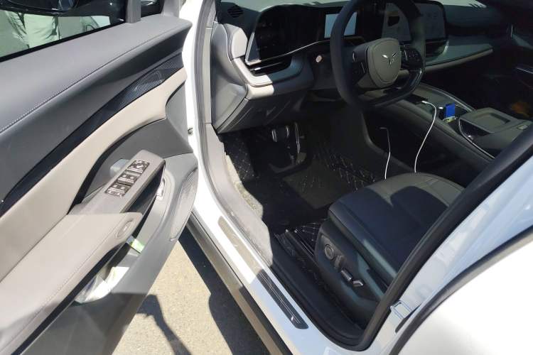 Used Hongqi Tiangong 08 2025 605 Pioneer Edition Driver Seat
