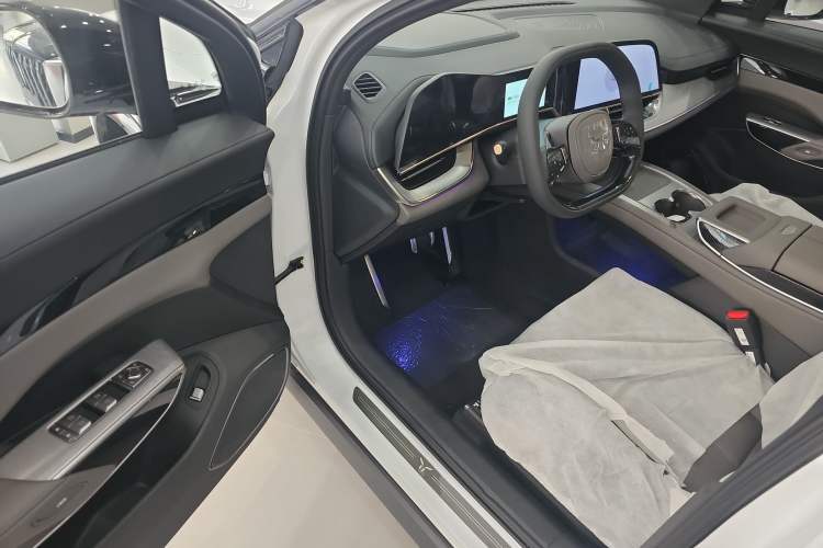 Used Hongqi Tiangong 08 2025 605 Pioneer Edition Driver Seat