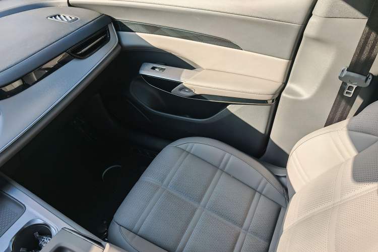 Used Hongqi Tiangong 08 2025 605 Pioneer Edition Exterior 6
