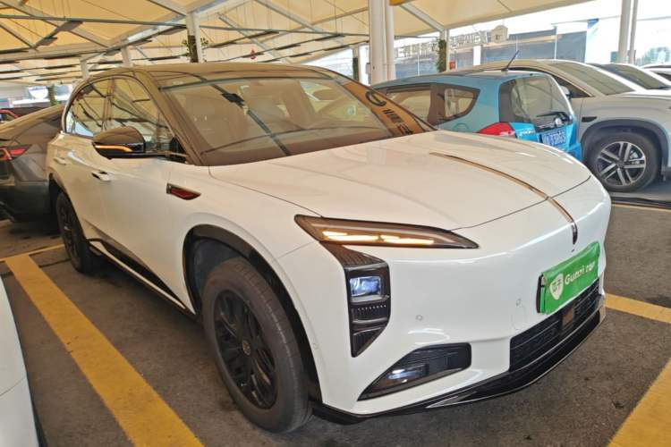 Used Hongqi Tiangong 08 2025 730 Max Rear-Drive Version Front Right 45 Deg