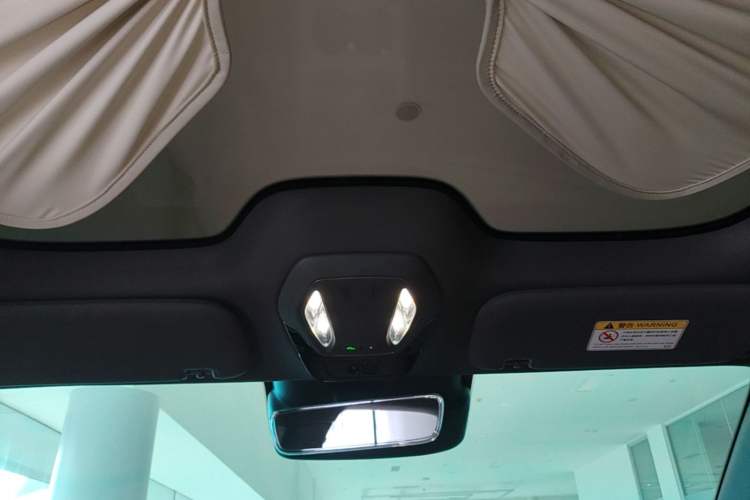 Used Hongqi Tiangong 08 2025 605 Max Rear-Drive Version Headliner
