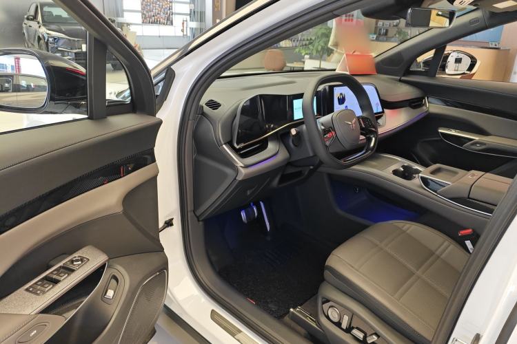 Used Hongqi Tiangong 08 2025 605 Pioneer Edition Interior 3
