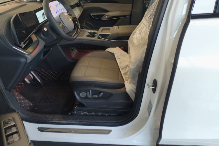 Used Hongqi Tiangong 08 2025 520 Max Rear-Drive Version Left Front Seat
