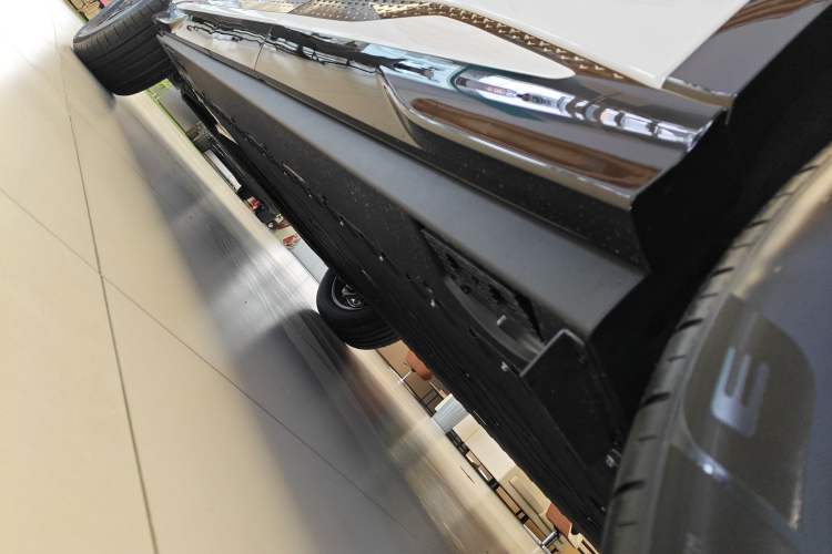 Used Hongqi Tiangong 08 2025 605 Pioneer Edition Left Side Sill