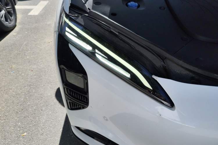 Used Hongqi Tiangong 08 2025 605 Pioneer Edition Right Front Headlight
