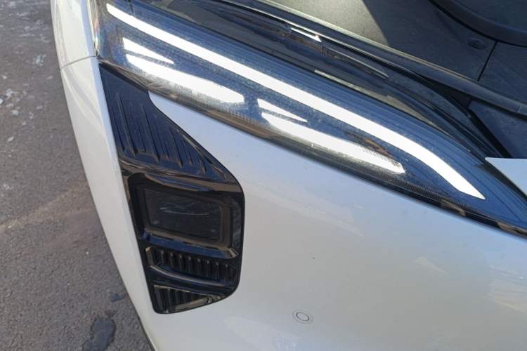 Used Hongqi Tiangong 08 2025 605 Pioneer Edition Right Front Headlight