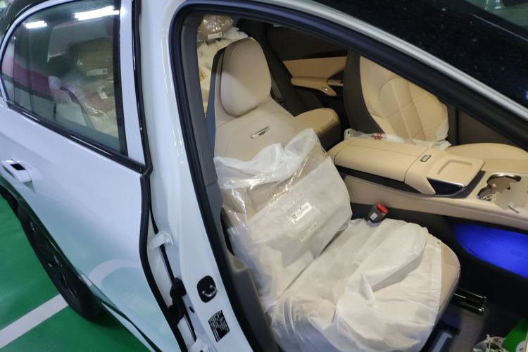 Used Hongqi Tiangong 08 2025 605 Pioneer Edition Right Front Seat