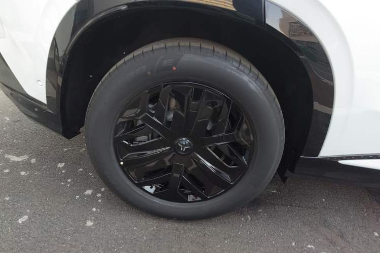 Used Hongqi Tiangong 08 2025 605 Pioneer Edition Right Rear Wheel Hub