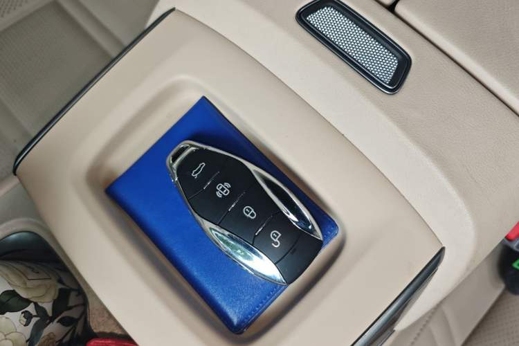 Used Hongqi Tiangong 08 2025 605 Smart Selection Edition Vehicle Key