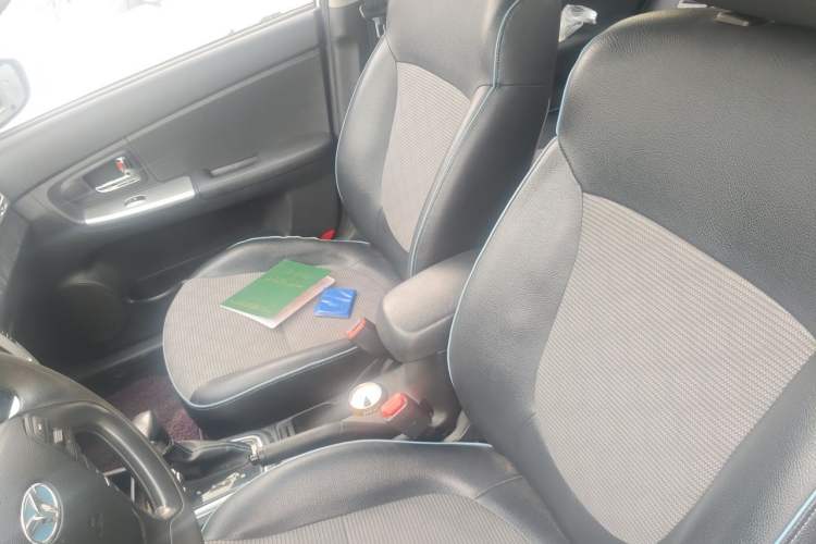 Used HORKI 300E 2017 Standard Model Left Front Seat