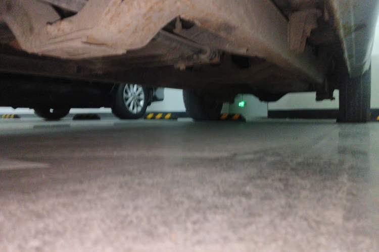 Used Huanghai Da Chaishen 2012 2.4L Supreme Edition Two-Wheel-Drive Standard Version 4G69S4N Chassis Rear Left