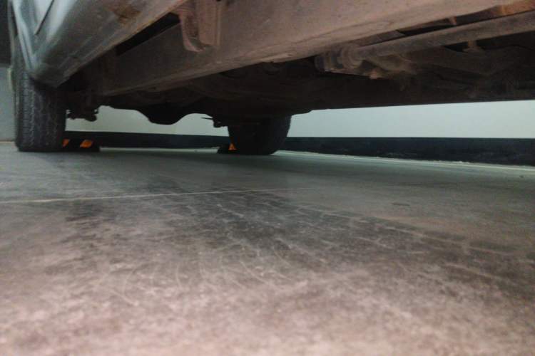 Used Huanghai Da Chaishen 2012 2.4L Supreme Edition Two-Wheel-Drive Standard Version 4G69S4N Chassis Rear Right