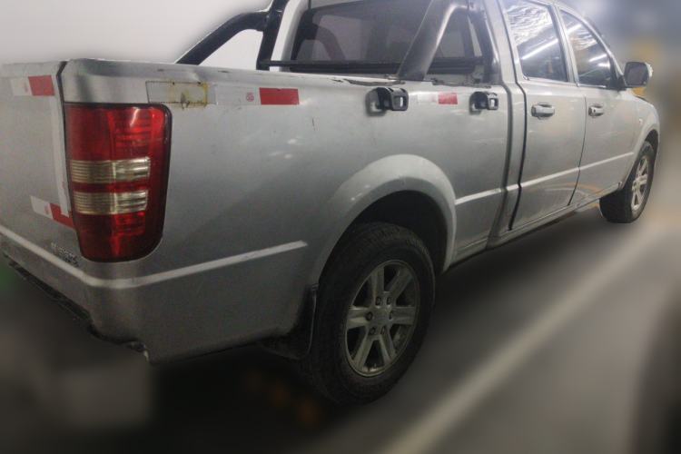 Used Huanghai Da Chaishen 2012 2.4L Supreme Edition Two-Wheel-Drive Standard Version 4G69S4N Rear Right 45 Deg