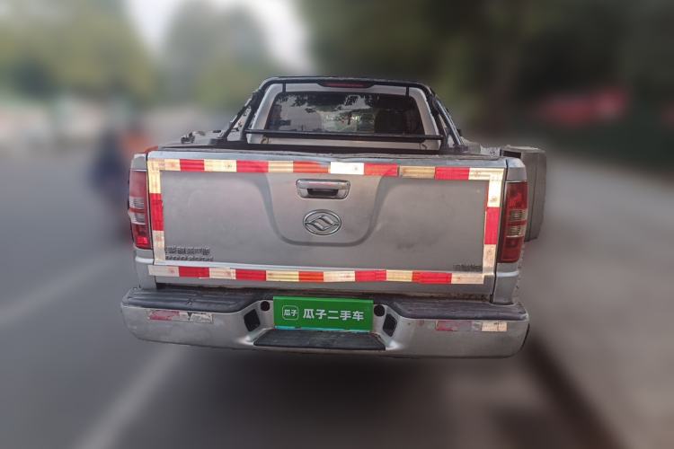 Used Huanghai Da Chaishen 2012 3.2T Ultimate Edition Two-Wheel Drive Standard Version CA4DC2-10E4 Rear