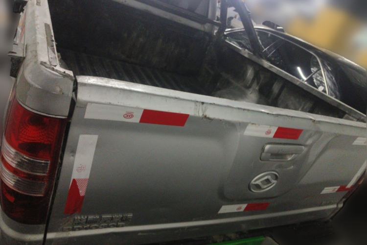 Used Huanghai Da Chaishen 2012 2.4L Supreme Edition Two-Wheel-Drive Standard Version 4G69S4N Trunk